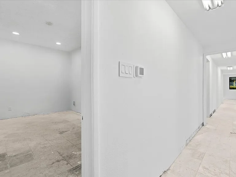 7969 Foothill Blvd — Photo 9