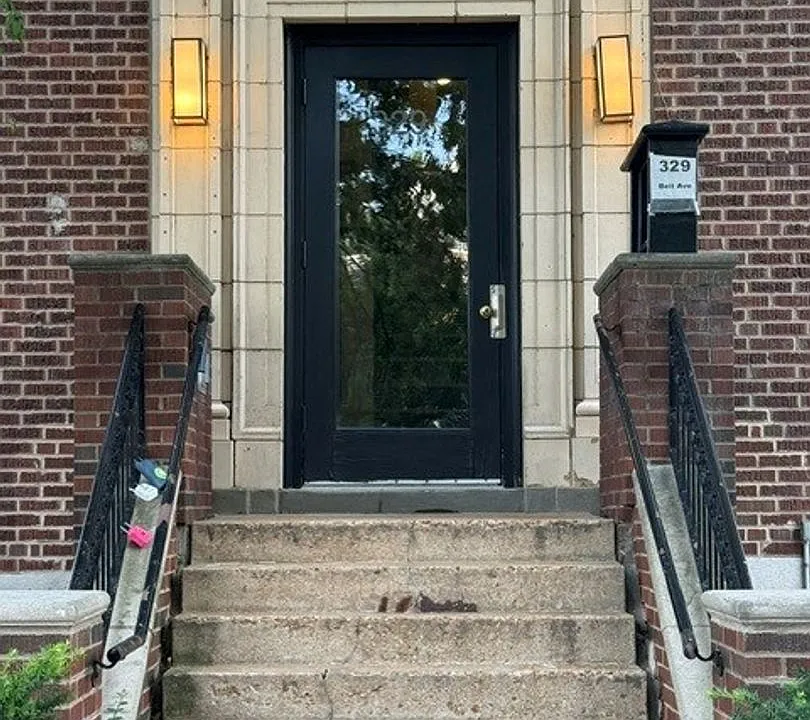 329 Belt Ave #401