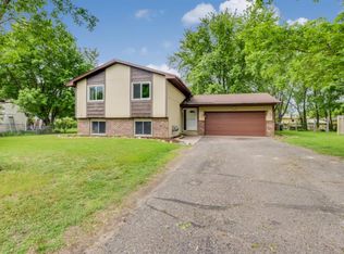 13980 Tulip St NW, Andover, MN 55304