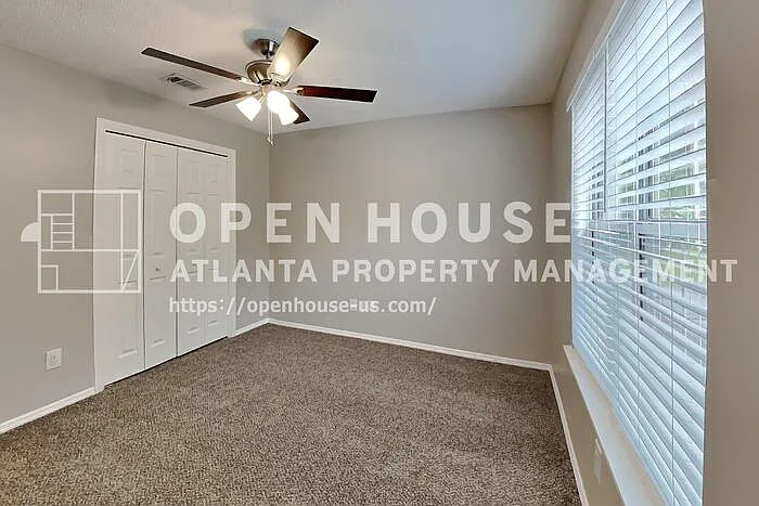 4015 Sharon Woods Dr — Photo 15