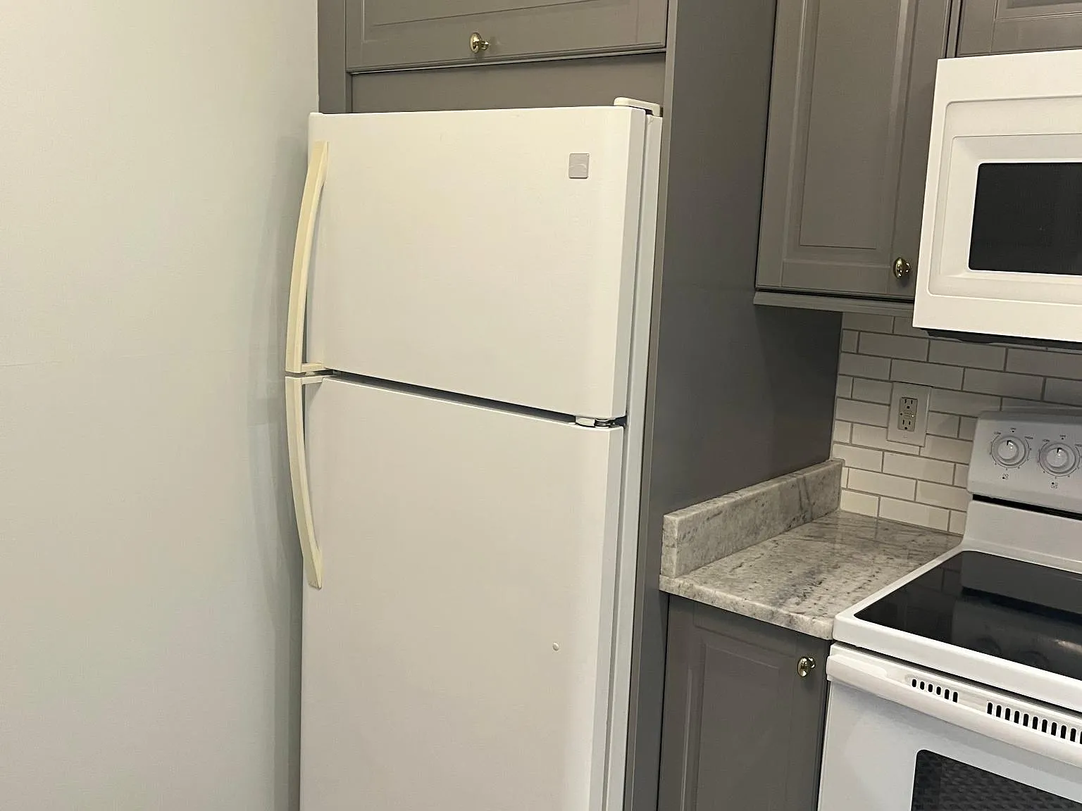 3 bed, 1210 sqft, $1,650 — Photo 4