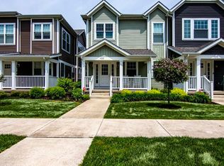 433 E Corby Blvd, South Bend, IN 46617