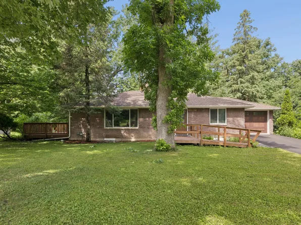 1425 Orkla Dr, Golden Valley, MN 55427