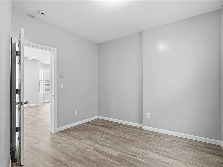 62 Cypress St #2 — Photo 22