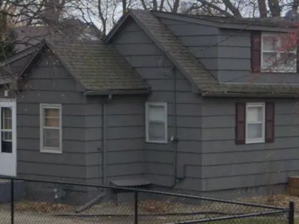 1216 5th St SE, Rochester, MN