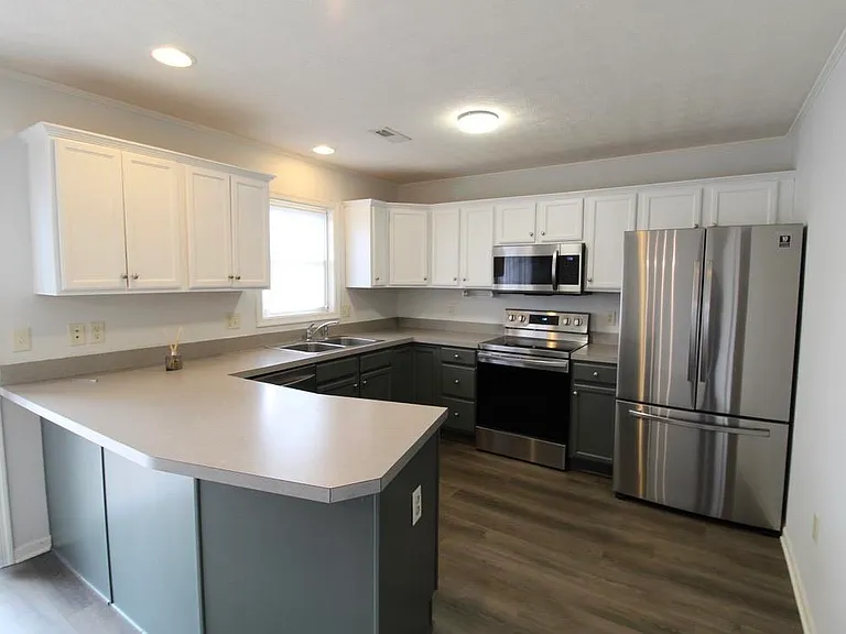 3069 Taylor Spring Ln — Photo 4