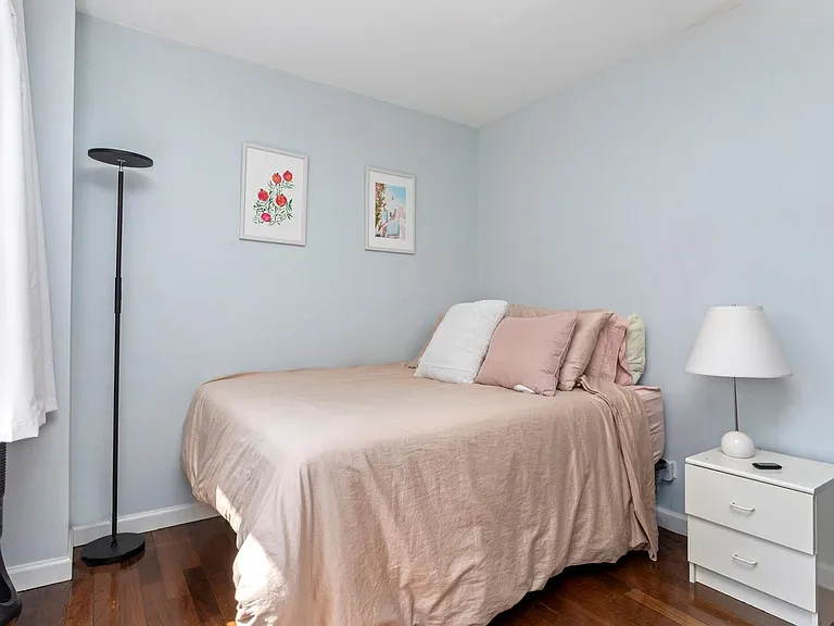 100 W 93rd St #5A — Photo 4