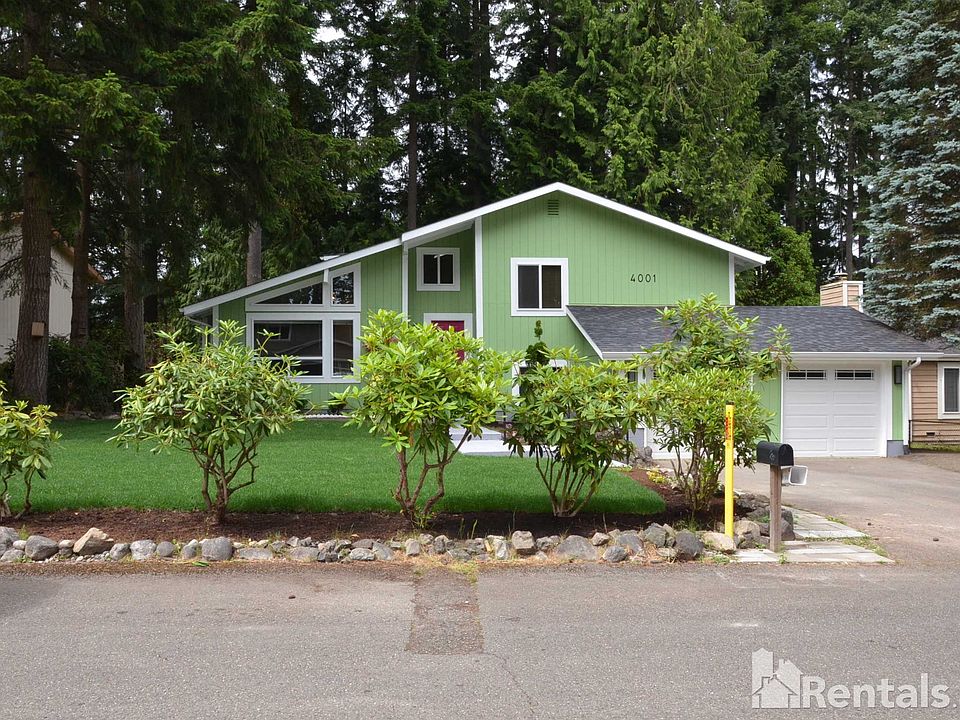 1st image of 4001 SE Cameron Pl