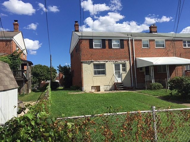 2nd image of 2000 Ormand Rd