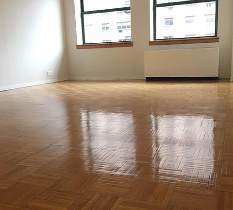 2nd image of 600 Columbus Ave APT 4L