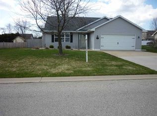 W5463 Red Clover Trl, Appleton, WI 54915