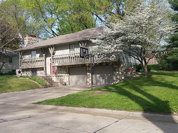 2nd image of 6105 Clydesdale Ln