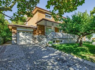 38 Courton Dr, Toronto, ON M1R 1K8