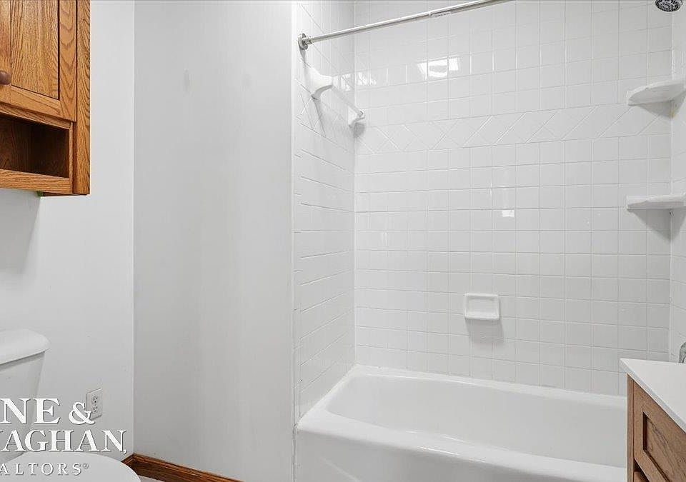 3909 Lapeer Rd, photo 17