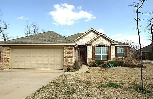 1st image of 12324 Spruce Dr