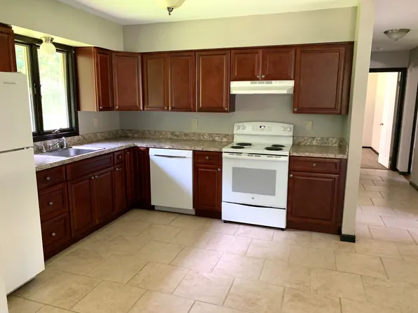 3392 Narrows Rd, Perry, OH 44081