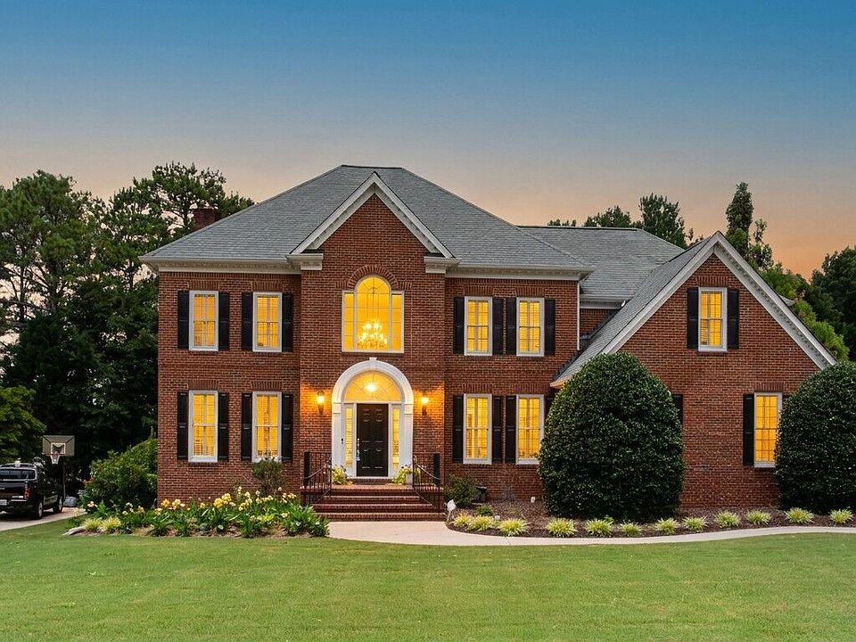 1st image of 2651 Brentford Ln