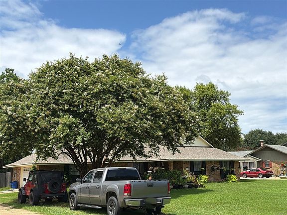 2nd image of 5511 Hickory Ridge Dr