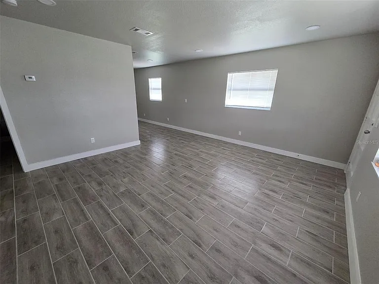 38300 Henry Dr — Photo 5