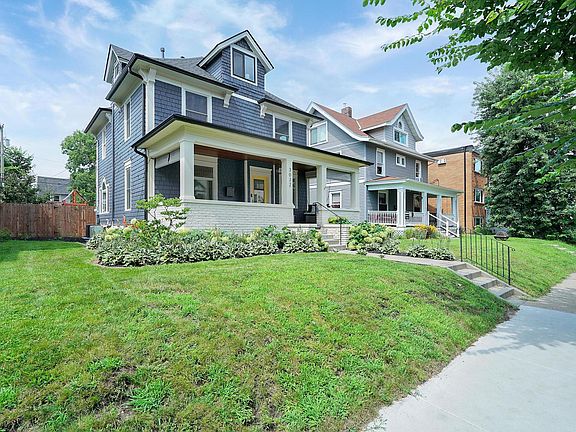 3rd image of 3032 Humboldt Ave S