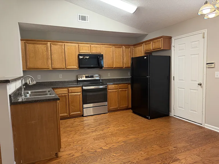 4003 Pennick Ct — Photo 7
