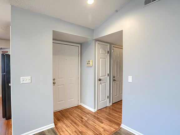 4th image of 1149 Viburnum Dr