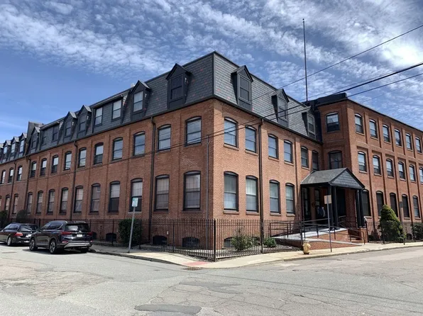 10 Weston Ave APT 334, Quincy, MA 02170