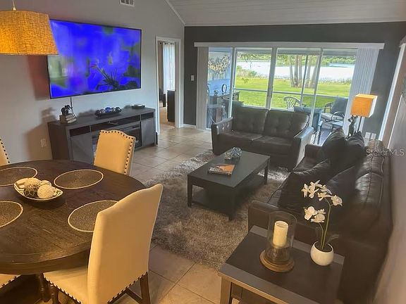 3rd image of 1144 VILLA LANE #100