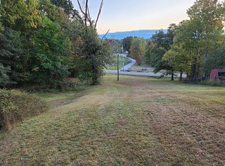 3008 E Grafton Rd, Fairmont, WV 26554