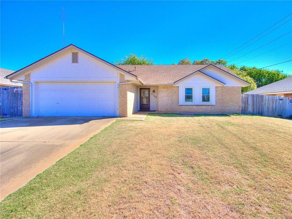 1st image of 2108 E Hills Dr