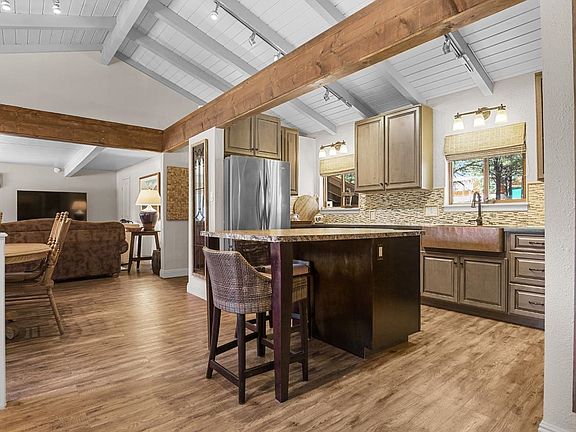 3rd image of 35 Lodge Rd