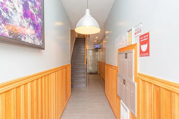 Rented by MySpaceNYC | media 33