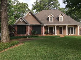 115 Covington Ct, Ridgeland, MS 39157