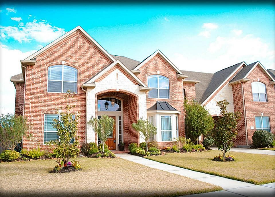 1st image of 206 Grand Creek Dr