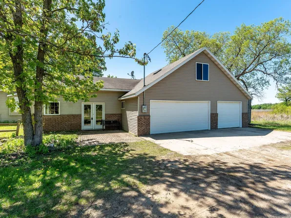 45379 Crystal Hills Dr, Pelican Rapids, MN 56572