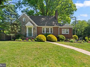 10301 Crestmoor Dr, Silver Spring, MD 20901