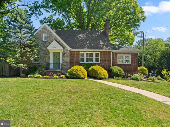 10301 Crestmoor Dr, Silver Spring, MD 20901