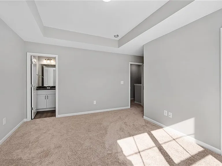 2840 Laurel Ridge Cir — Photo 20