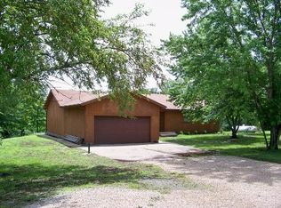 6220 NE Meriden Rd, Topeka, KS 66617