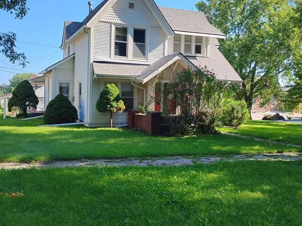1202 13th St, Auburn, NE 68305