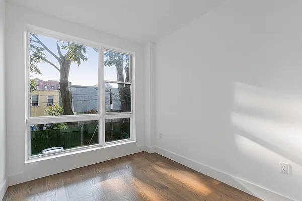 Rented by Douglas Elliman | media 7