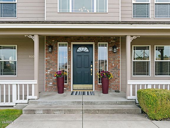 4th image of 1002 Ridgeview Ave