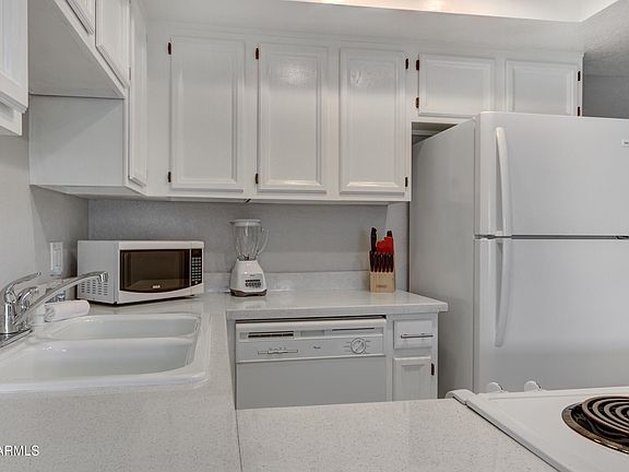 4th image of 3002 N 70TH Street #224