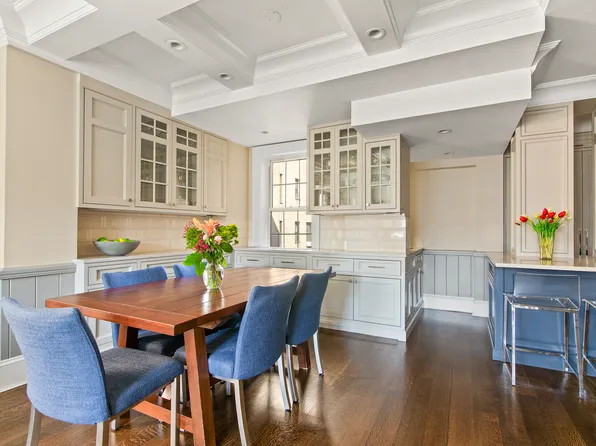 333 East 68th Street image 5 of 20