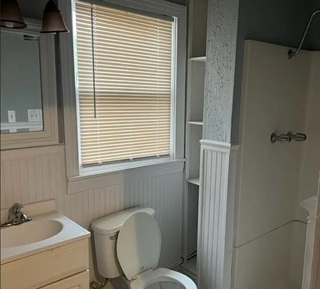 1401 Ash St — Photo 14