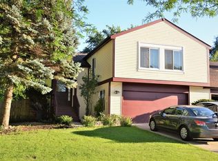 47 Buckingham Ln, Buffalo Grove, IL
