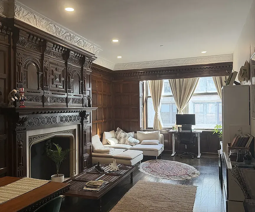 11 E 36th St #1006