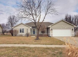 6516 SW 23rd Ct, Topeka, KS 66614
