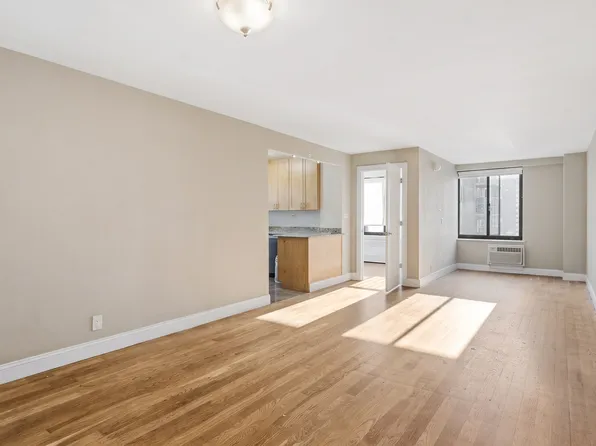 788 Columbus Avenue image 1 of 12