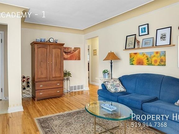 5th image of 3589 Academy Dr #1